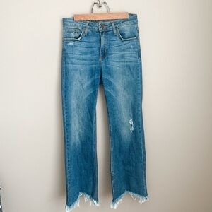 Just Black // Frayed Hem Cropped Blue Jeans